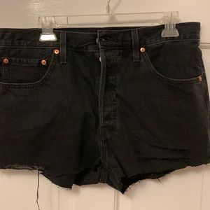 Levi’s 501 women’s cutoff short pants